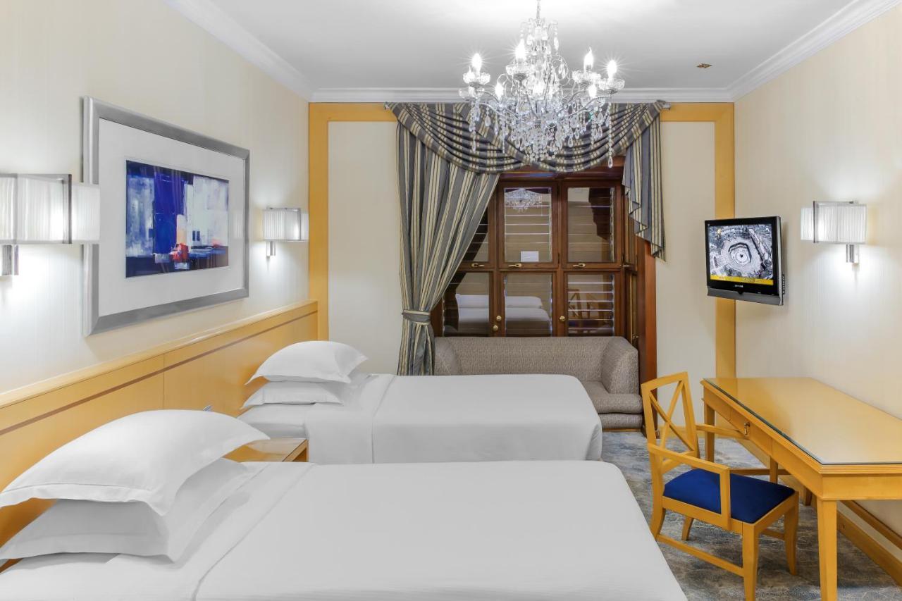 Makkah Towers Hotel Mecca Exterior photo A room at the hotel